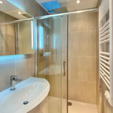 Budget Studio Berlioz Apartment Nice